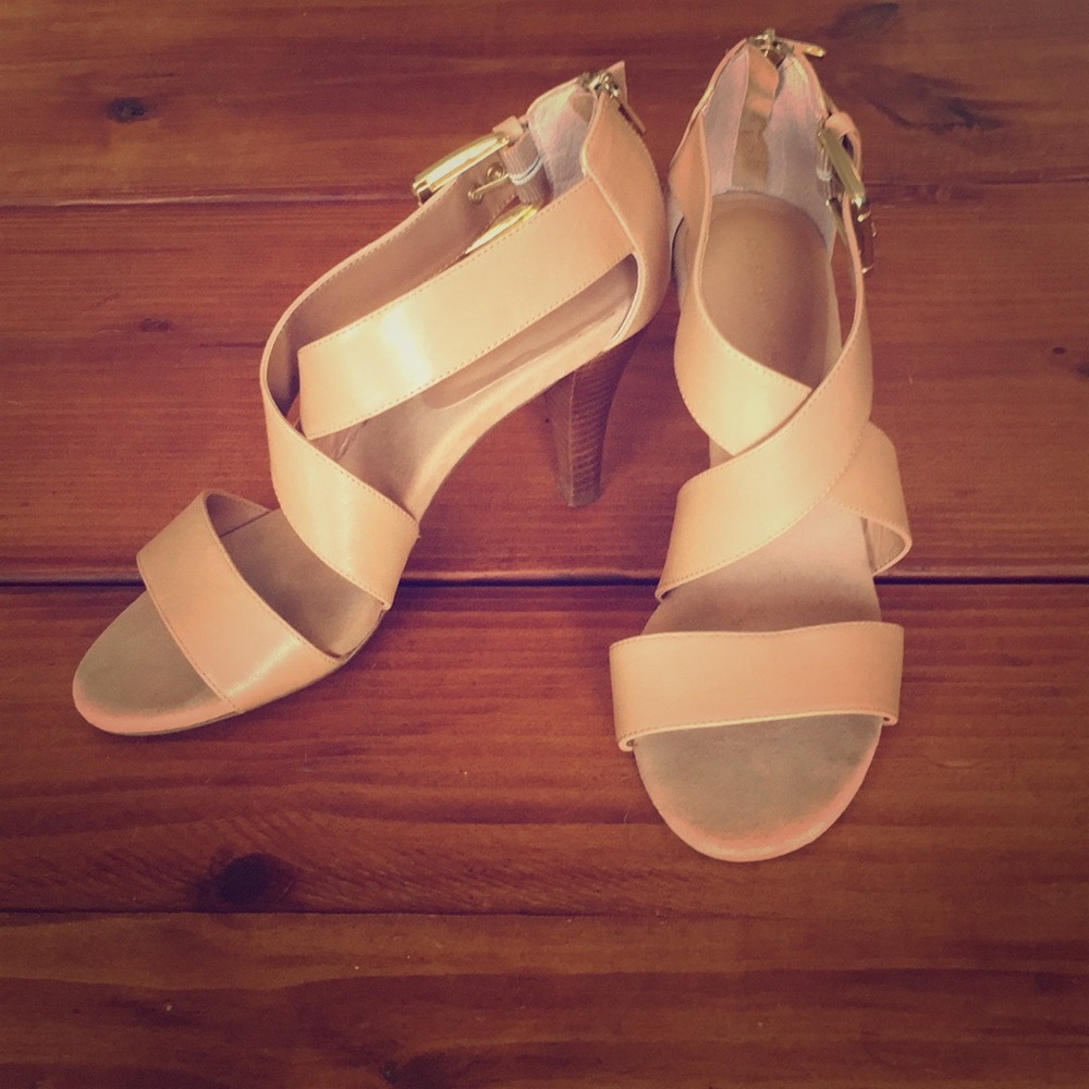 Adrienne Vittadini Nude Strappy Heels